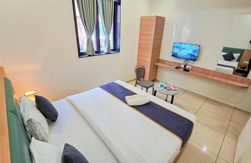 Rajkot Hotel | Hotel ROYAL - Bus Stand