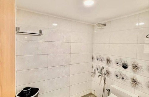 Vapi Hotel | Hotel Royal Elite