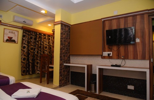 Mangalore Cabin | Hotel Royal Inn