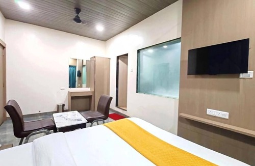 Taloja Hotel | Hotel Royal Inn