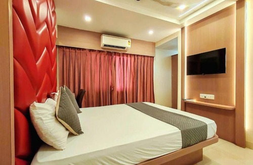 Taloja Hotel | Hotel Royal Inn