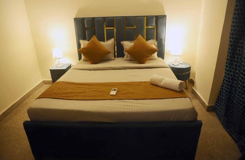 New Delhi Hotel | Hotel Rudraksh Tree