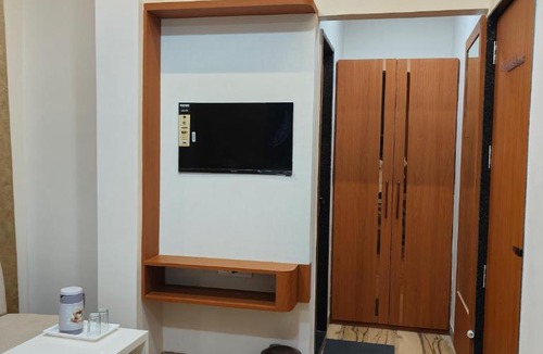 Jabalpur Hotel | Hotel Rudraksha