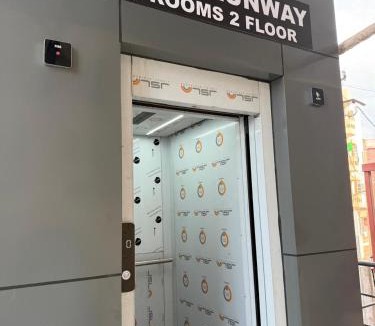 Vadodara Hotel | Hotel Runway