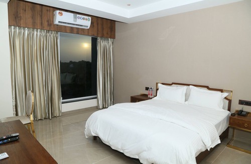 Dhule Hotel | Hotel Ruturaj Regency
