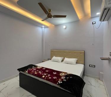 Misrikh Hotel | Hotel S K