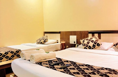 Shirdi Hotel | Hotel Sai Balaji