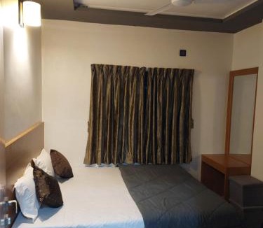 Shirdi Hotel | Hotel Sai Dakshina Inn & The Fern Restaurant