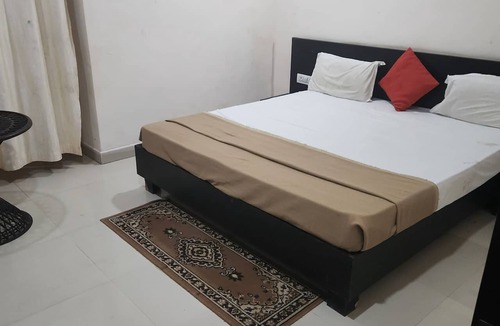 Marhi Hotel | HOTEL SAI KRIPA