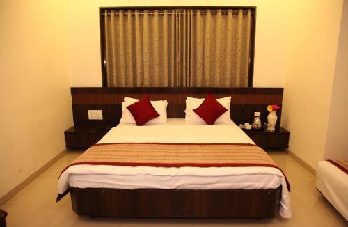 Shirdi Hotel | Hotel Sai Ramanand