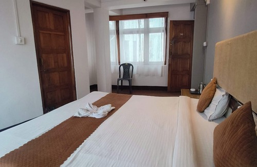 Darjeeling Hotel | Hotel Sakura Darjeeling