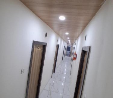 Rau Hotel | Hotel Shivay