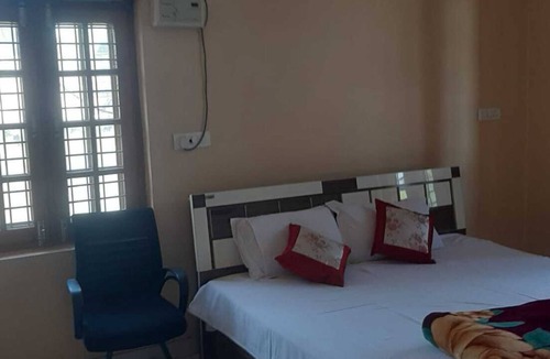 Lucknow Hotel | Hotel Shivdham