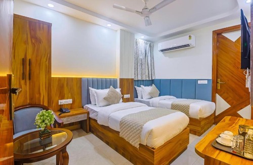 Varanasi Hotel | Hotel Shivkashi Palace By G K Group