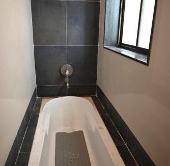 Shirdi Hotel | Hotel Shradha Saburi Palace