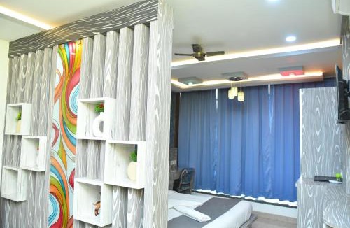 Jhumri Telaiya Hotel | Hotel Shree Om