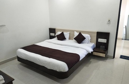 Dwarka Hotel | Hotel Shree Vallabh