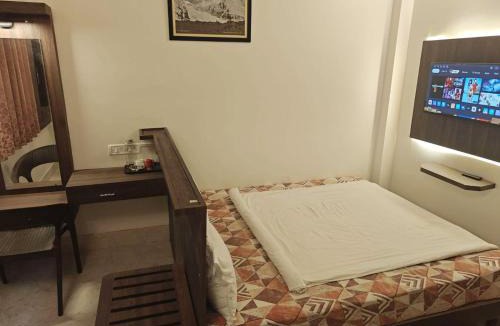 Krishnanagar Hotel | Hotel Shreesh Mayapur