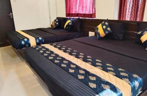 Shirdi Hotel | Hotel Shri Govind