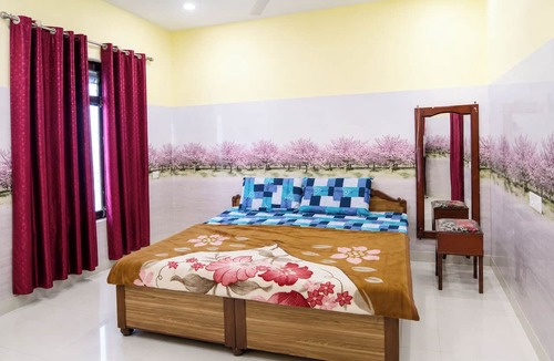 Khatima Hotel | Hotel Shumangalam & Banquet Hall Banbasa