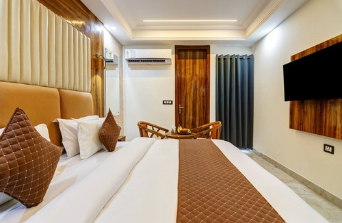Mahipalpur Extension Hotel | Hotel Signature Suites