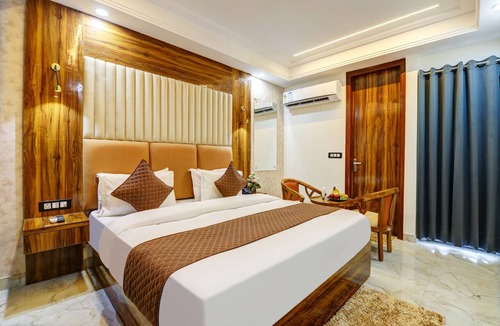 Mahipalpur Extension Hotel | Hotel Signature Suites