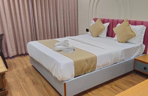 Ahmedabad Hotel | Hotel Silvera Inn