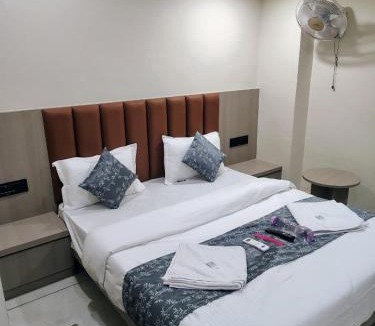 Gandhinagar Hotel | Hotel Sky Dream