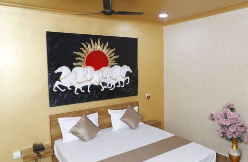 Vasundhara Hotel | Hotel Skyline Residency