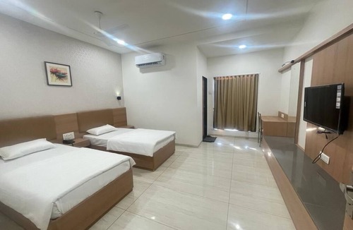 Morbi Hotel | Hotel Sparsh Inn Morbi
