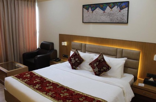 Kalaburagi Hotel | Hotel SR Continental