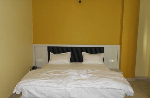 Chunar Hotel | Hotel SS Grand & Multicuisine Restaurant