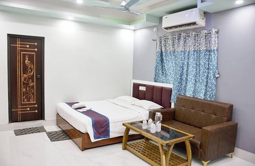Mayapur Hotel | Hotel SS Plaza