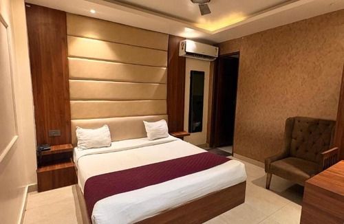 Bullawala Hotel | Hotel Status Inn