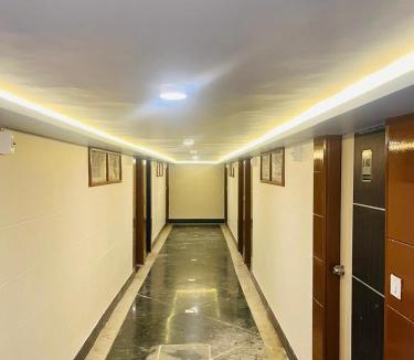 Mahesana House | Hotel Sunshine