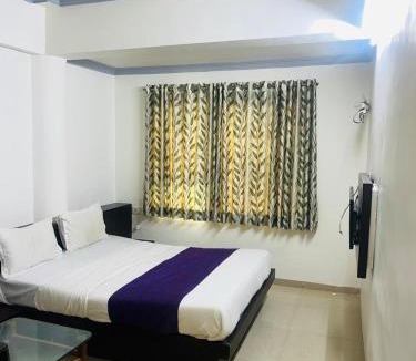 Mahesana House | Hotel Sunshine
