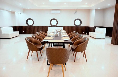 Rampur Hat Hotel | Hotel Teesta Stay, Rampurhat