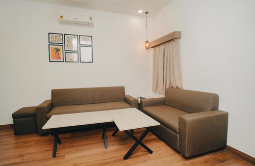 Dhanbad Hotel | Hotel The Castle