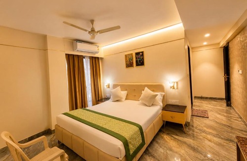 Patna House | Hotel The Devlok Heights