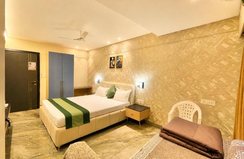 Patna House | Hotel The Devlok Heights
