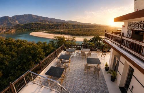 Rishikesh Hotel | Hotel The Montara Near Ganga Ghat