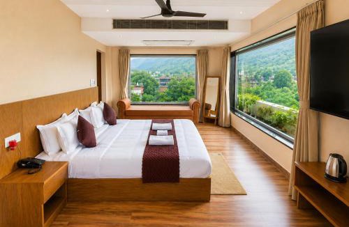 Rishikesh Hotel | Hotel The Montara Near Ganga Ghat