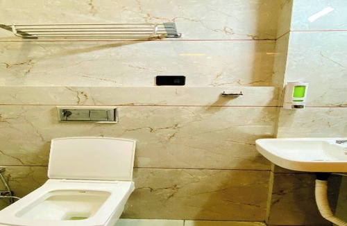 Indore Hotel | Hotel URS Palace