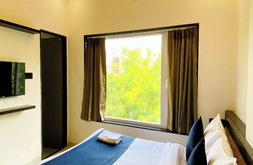 Indore Hotel | Hotel URS Palace
