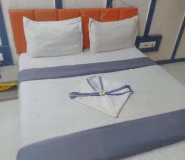 Surat Hotel | hotel v heritage