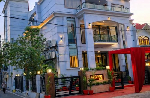 Lucknow Hotel | Hotel Vardaan Inn