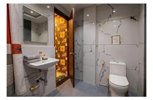 Indore Hotel | Hotel Venus Inn