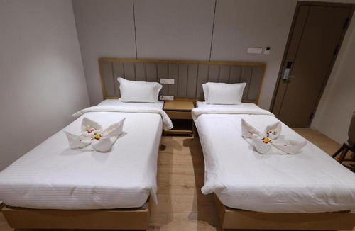 Nellore Hotel | Hotel Vishranth