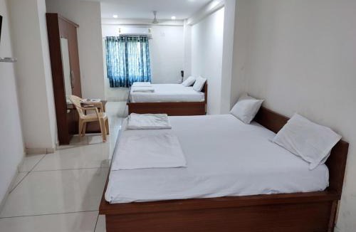 Rajpipla Hotel | Hotel Vraj