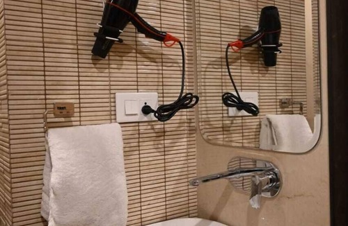 Varanasi Hotel | Hotel Vyom Residency
